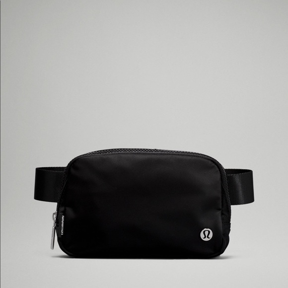 lululemon athletica Handbags - Brand new Lululemon everywhere belt bag